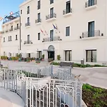 Grand Mediterraneo מלון