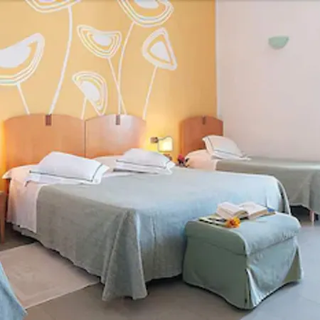 Grand Mediterraneo Hotell 4*