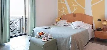 Hotel Grand Mediterraneo