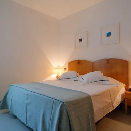Grand Mediterraneo מלון